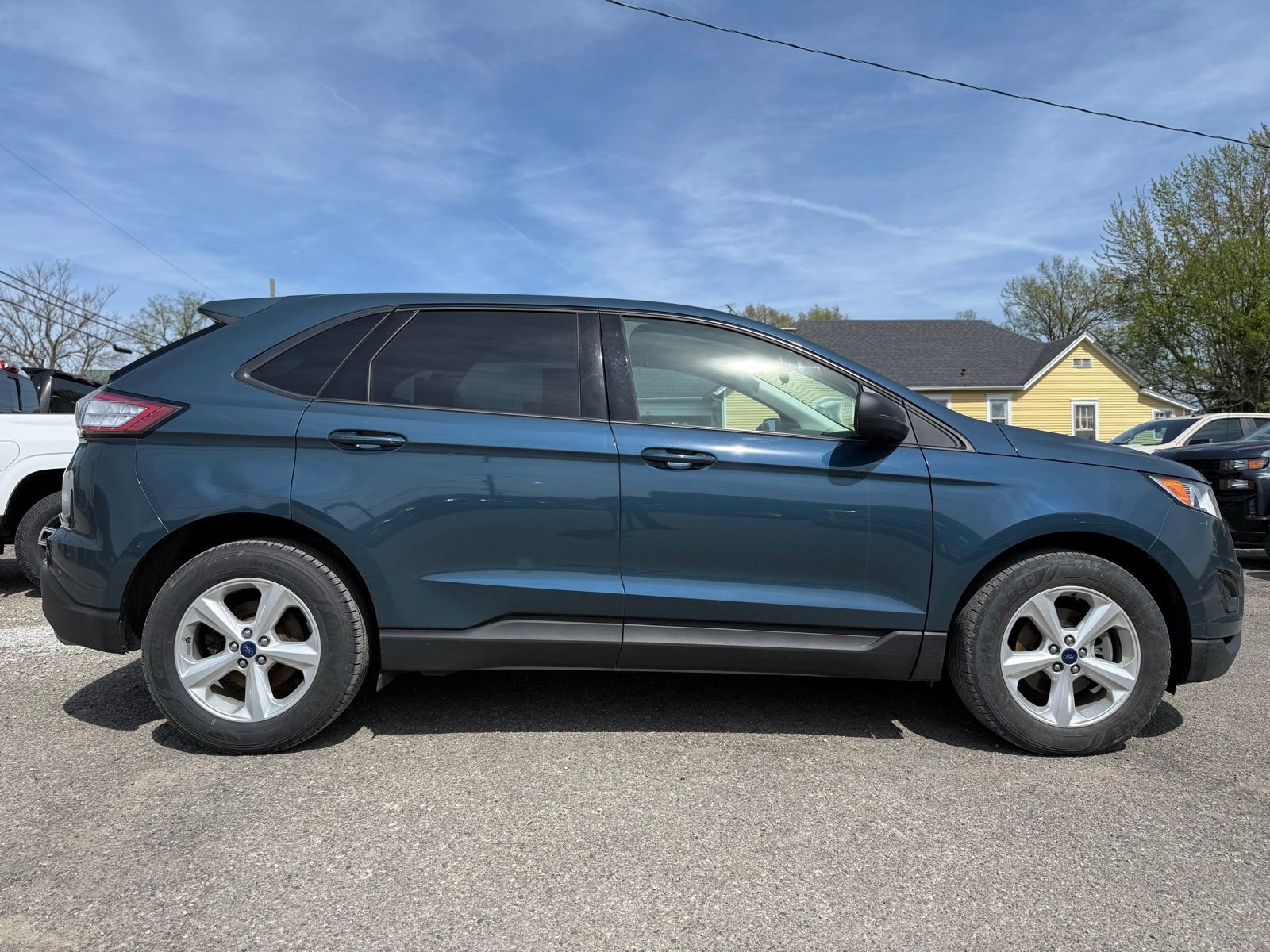 Used 2016 Ford Edge SE image 8