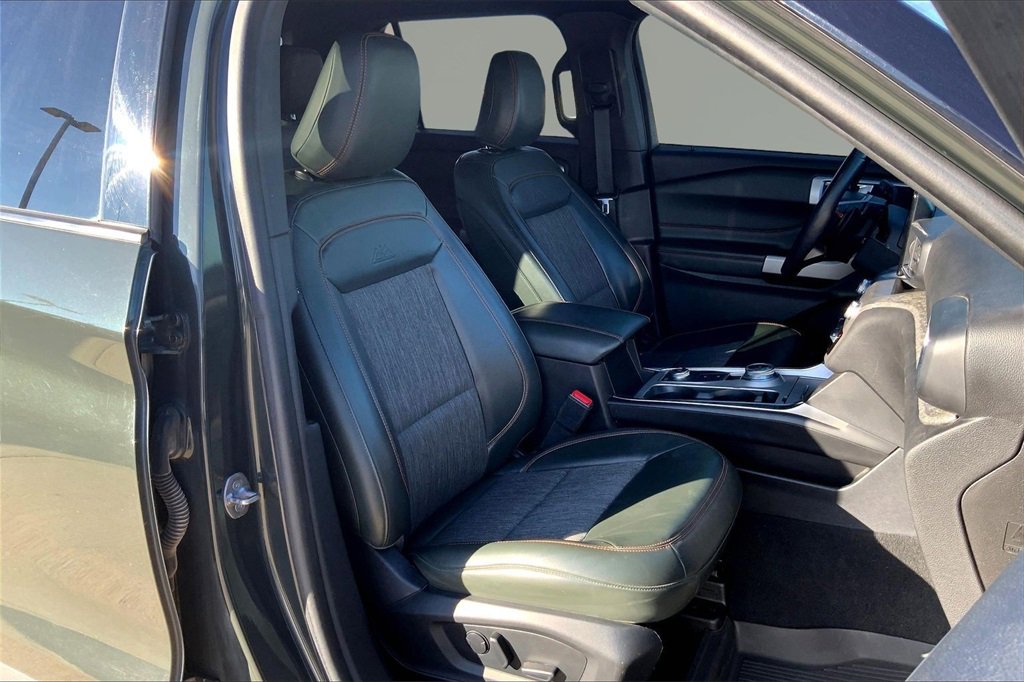 Used 2022 Ford Explorer Timberline image 7