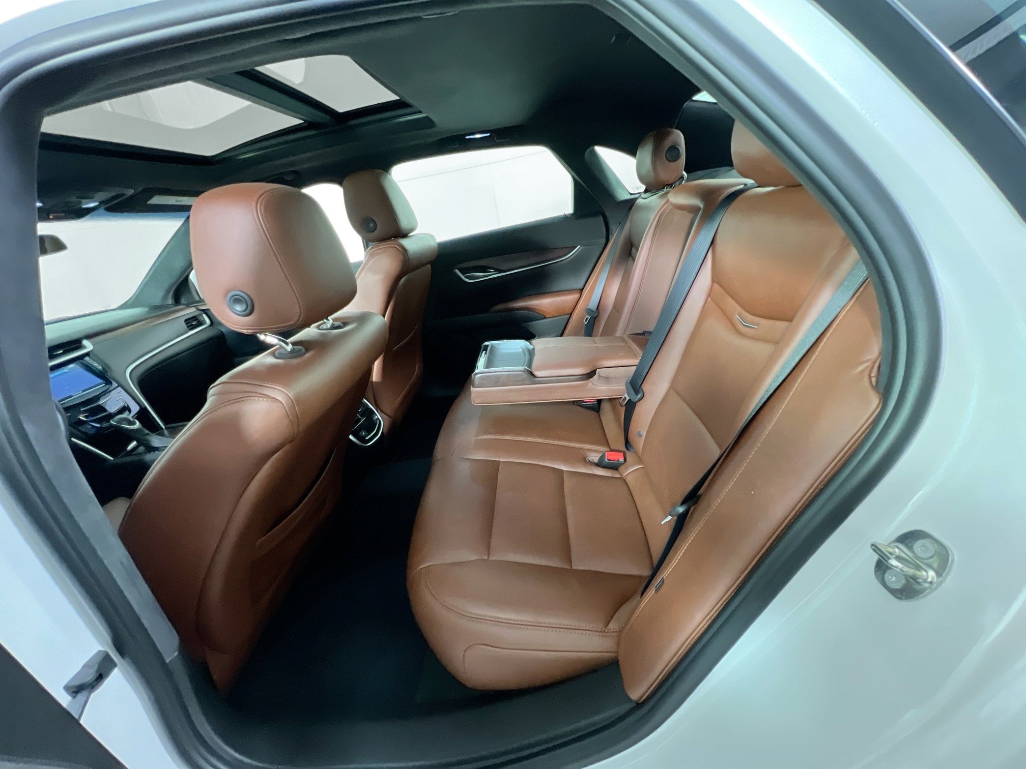 Used 2017 Cadillac XTS Luxury AWD/4WD image 26