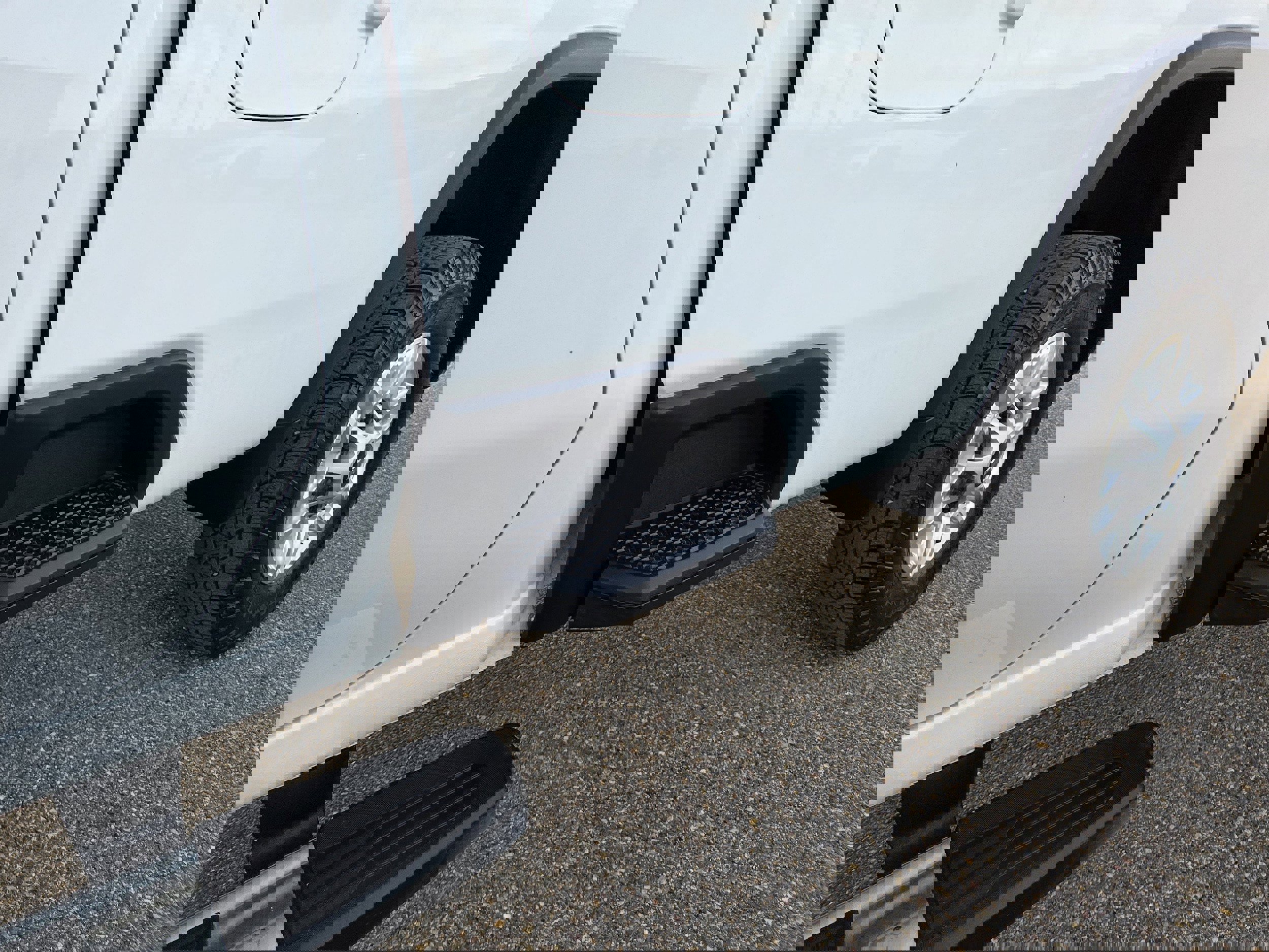 Used 2024 Chevrolet Silverado 2500 LT image 24