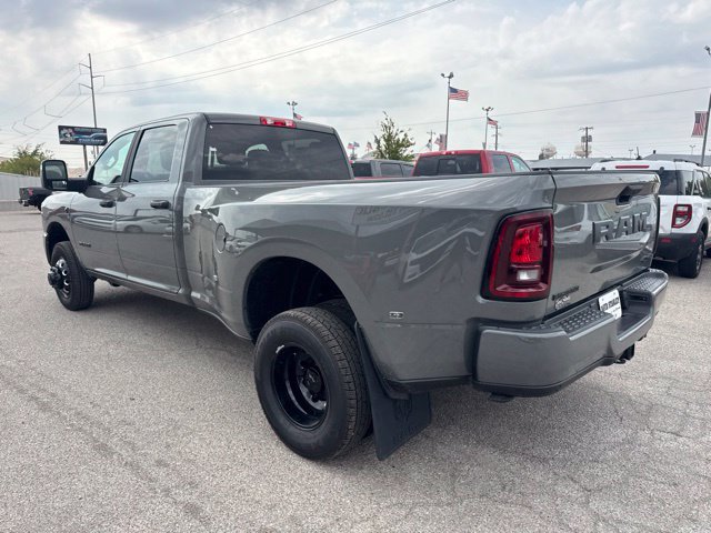 New 2027 RAM 3500 Big Horn AWD/4WD image 4