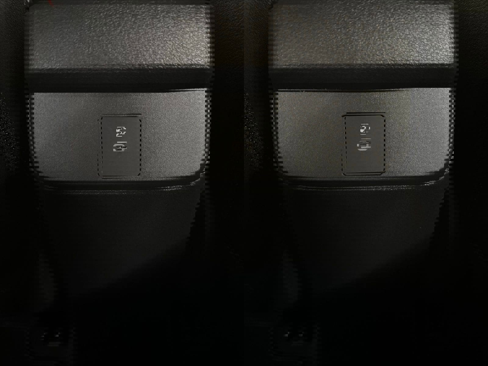 New 2026 Nissan Sentra SR image 35