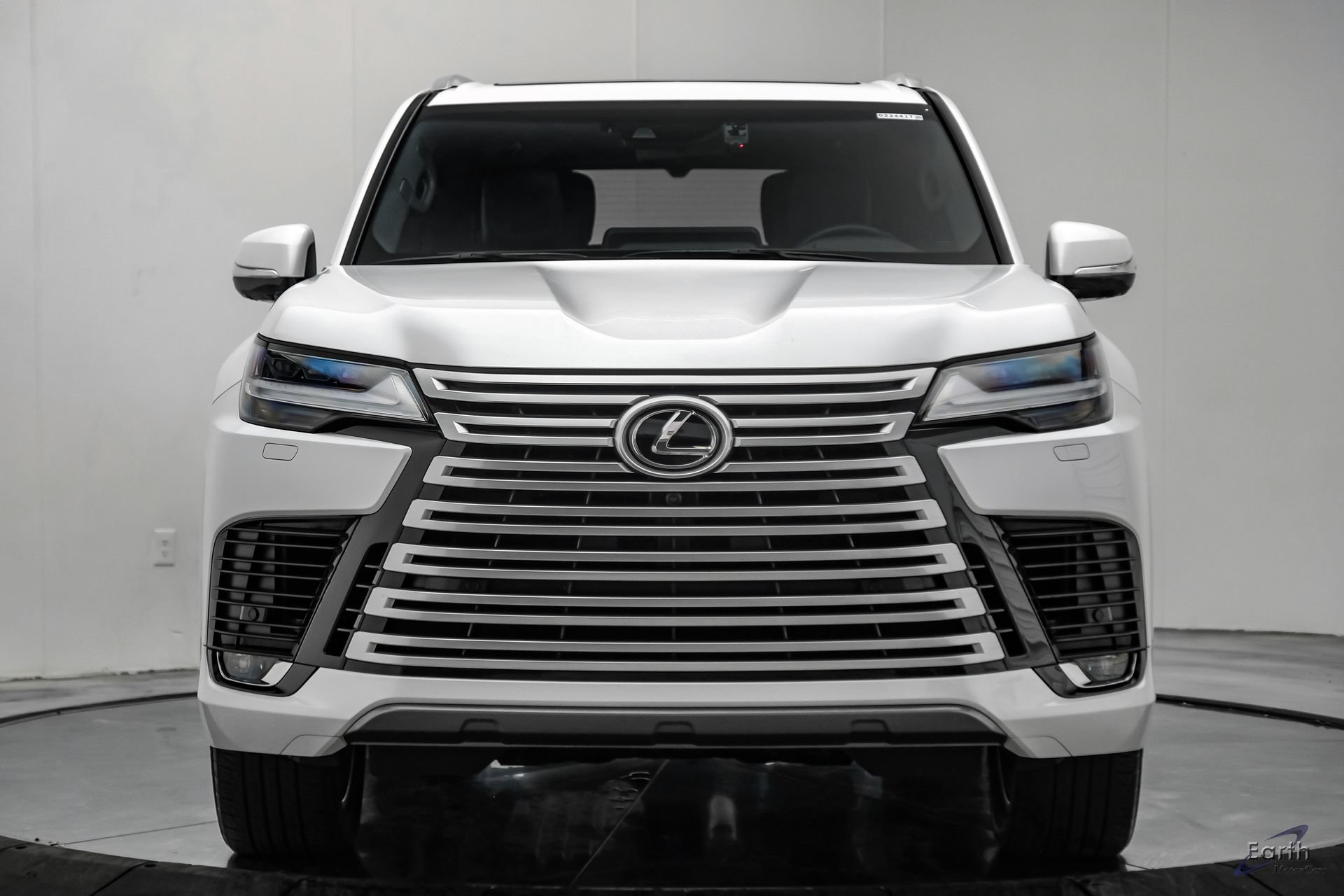 Used 2023 Lexus LX 600 4WD w/ Accessory Package (Z1) image 29
