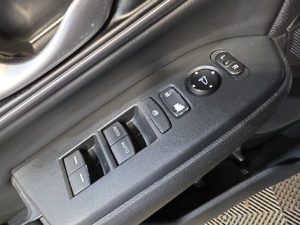 Used 2020 Honda CR-V EX-L image 15