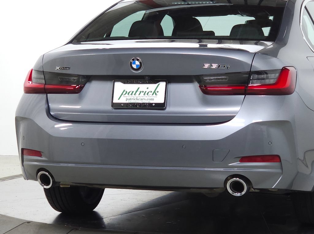Used 2024 BMW 330i xDrive Sedan w/ Convenience Package AWD/4WD image 11