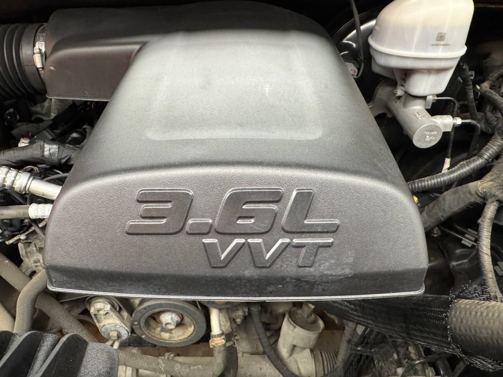 Used 2020 RAM 1500 Warlock AWD/4WD image 30