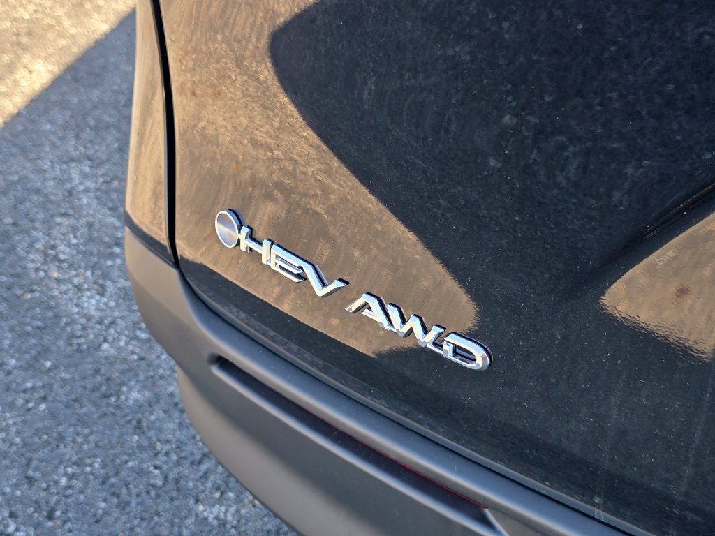 New 2026 Toyota Sienna LE AWD/4WD image 14