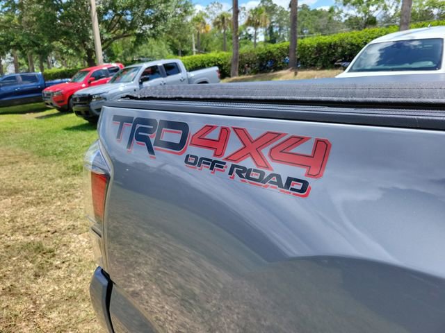 Used 2020 Toyota Tacoma TRD Off-Road w/ TRD Premium Off Road Package AWD/4WD image 8