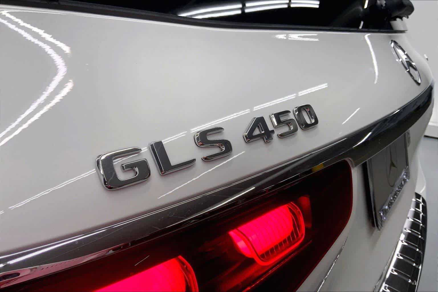 New 2026 Mercedes-Benz GLS 450 4MATIC image 16