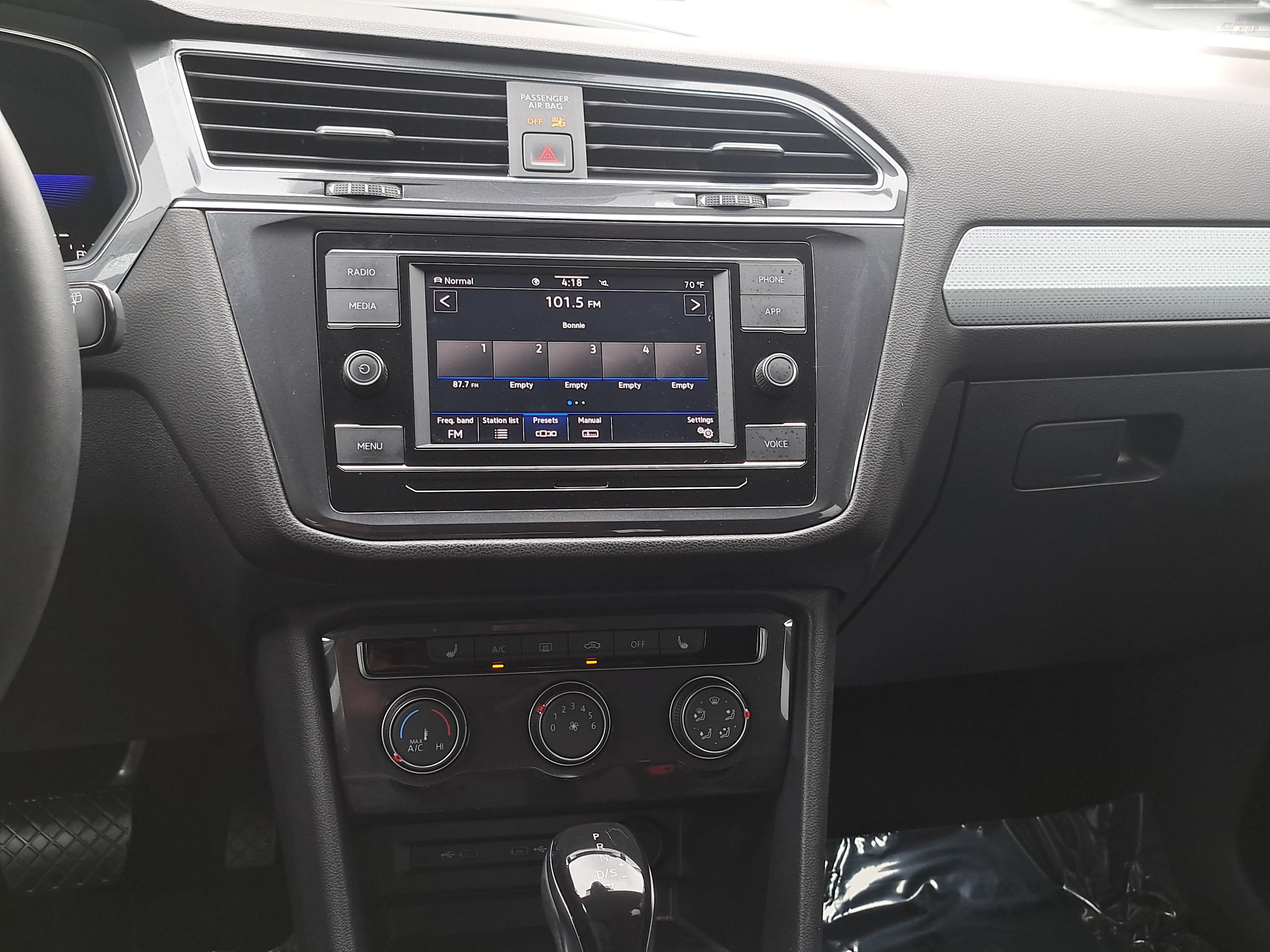 Used 2023 Volkswagen Tiguan S w/ Driver Assistance Package AWD/4WD image 20