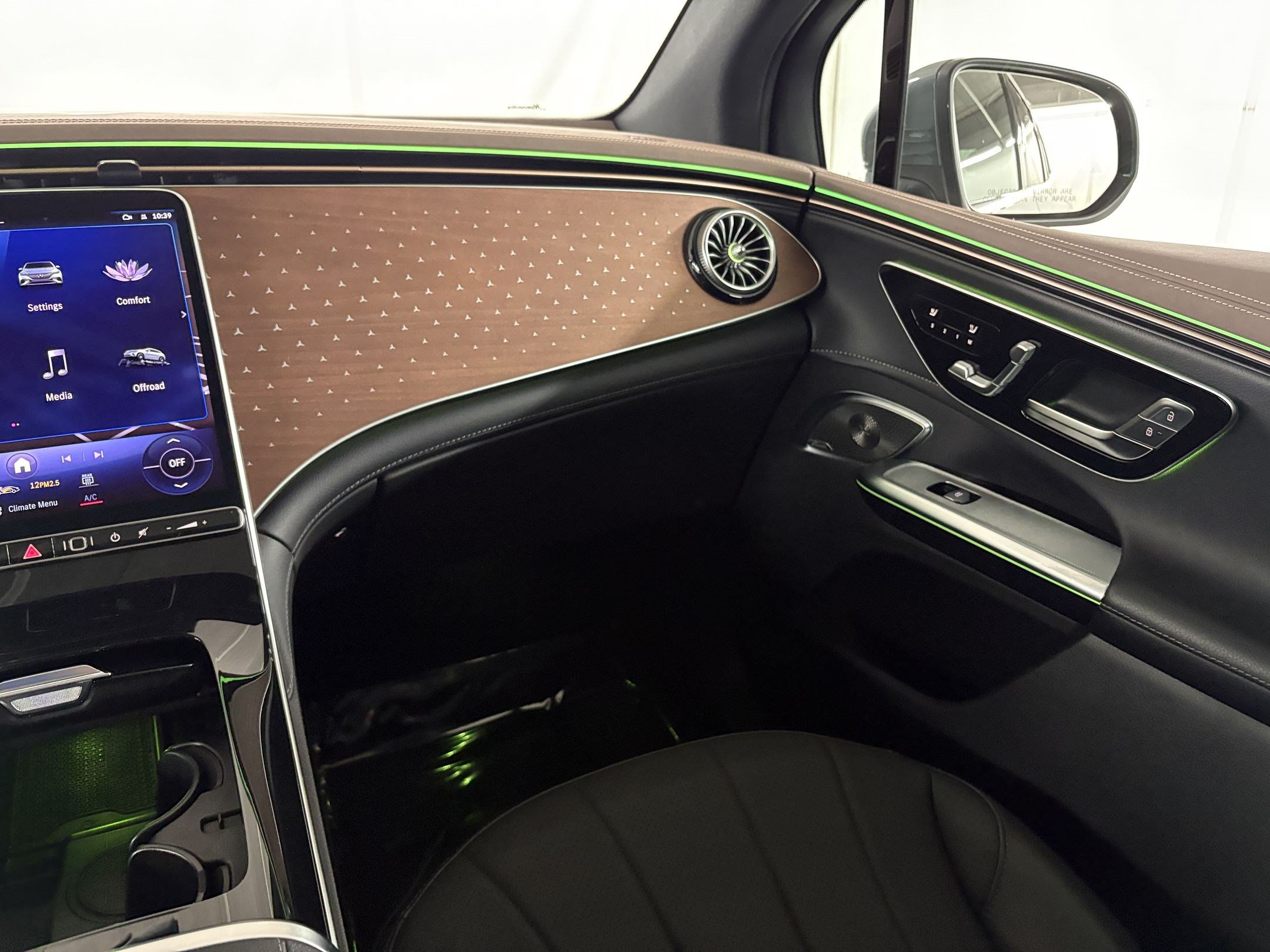 Certified 2023 Mercedes-Benz EQE 350+ 4MATIC SUV image 30
