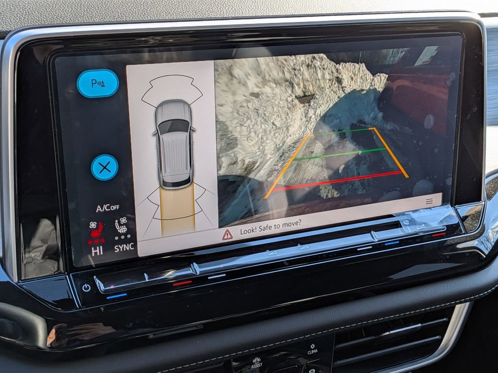 Used 2025 Volkswagen Atlas Cross Sport SE w/ Panoramic Sunroof Package image 24