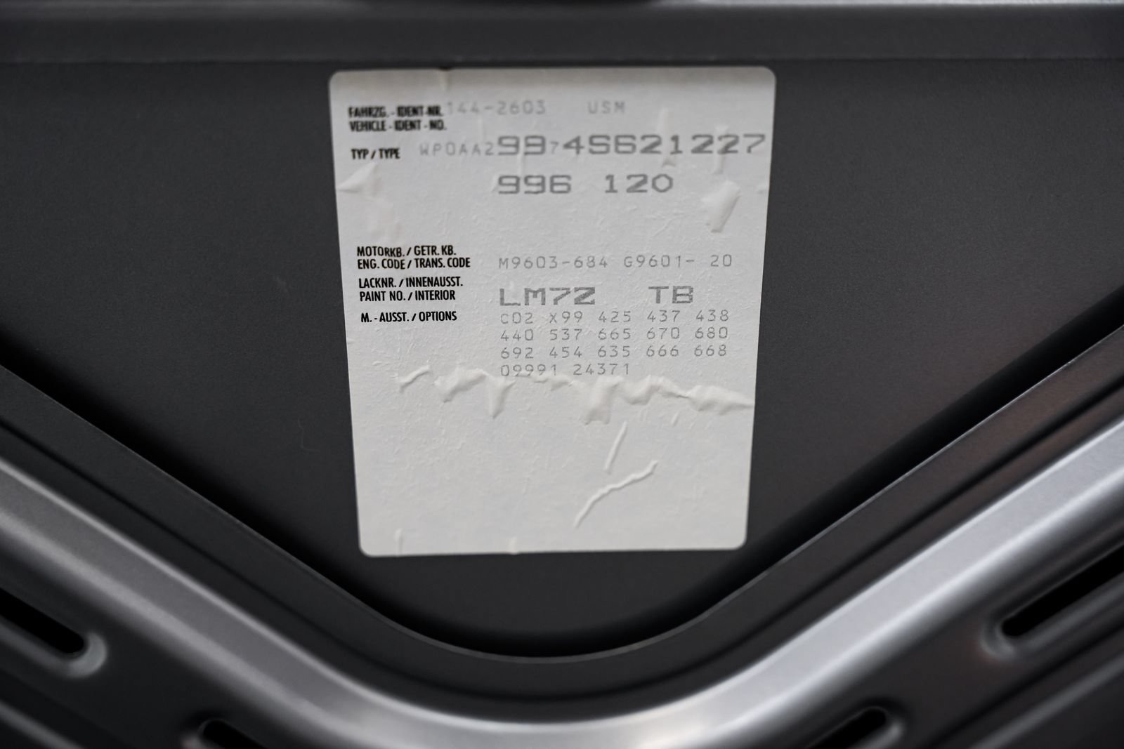 Used 2004 Porsche 911 Carrera RWD image 42