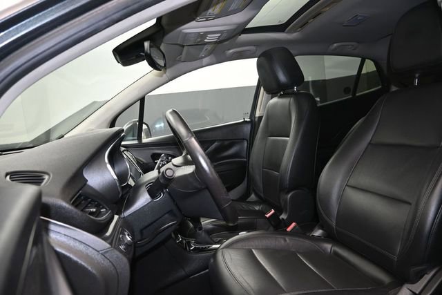 Used 2017 Buick Encore Premium FWD image 9