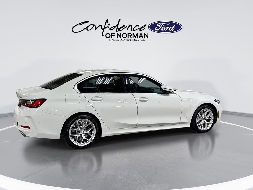 Used 2025 BMW 330i Sedan image 9