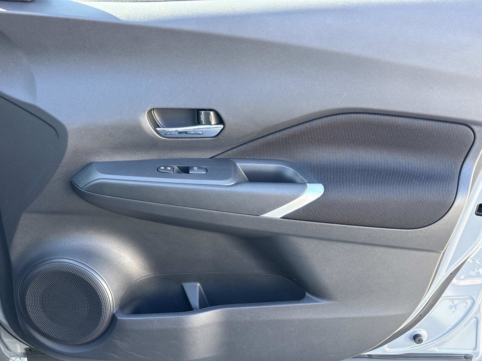 Used 2024 Nissan Kicks SV image 18