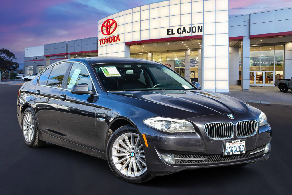 Used 2011 BMW 535i Sedan image 1