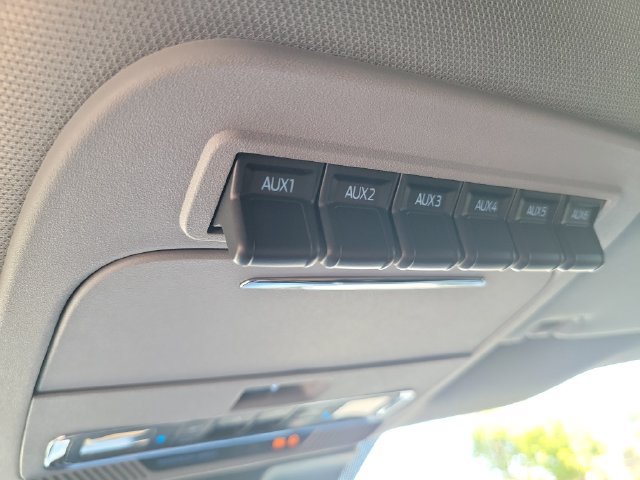 Used 2026 Ford F250 Lariat w/ Black Appearance Package AWD/4WD image 22