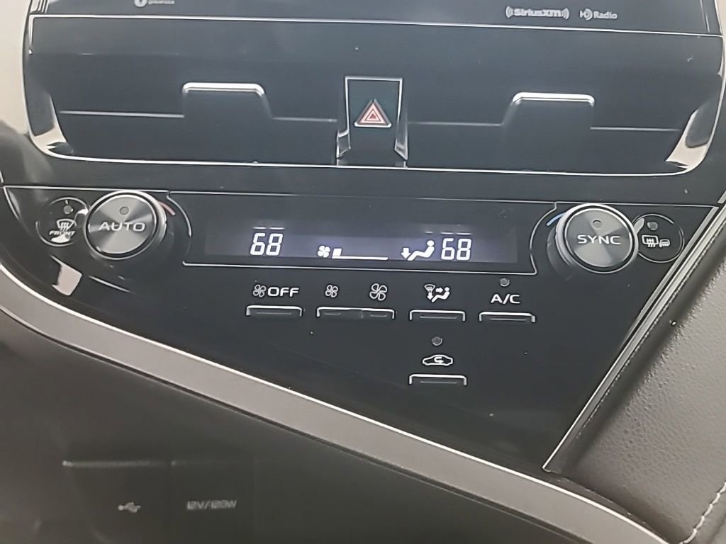 Used 2022 Toyota Camry XSE FWD image 34