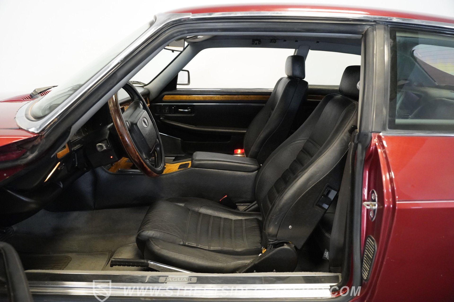 Used 1992 Jaguar XJS V12 Coupe image 3