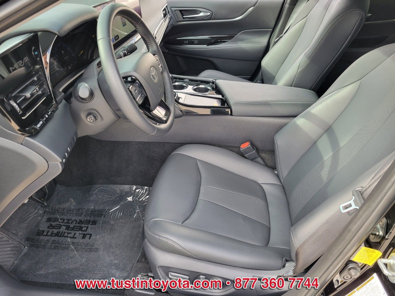Used 2025 Toyota Mirai XLE RWD image 10
