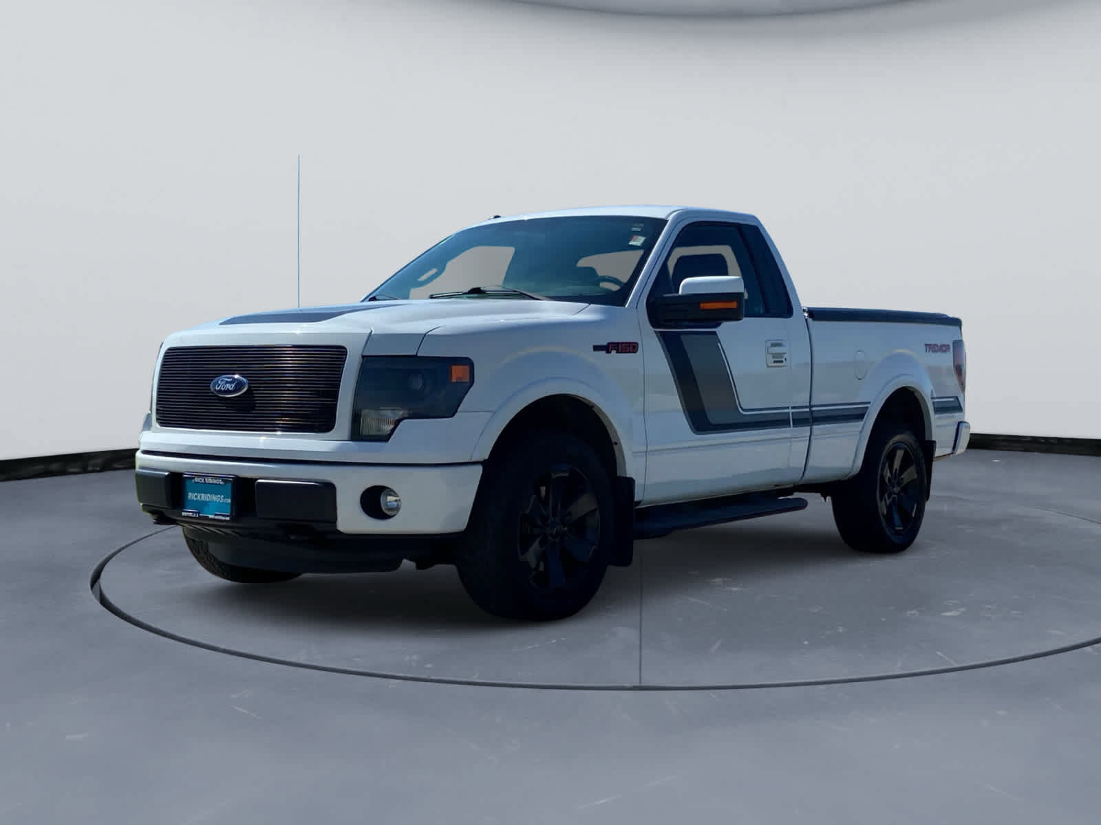 Used 2014 Ford F150 FX4 w/ FX Appearance Package AWD/4WD image 11