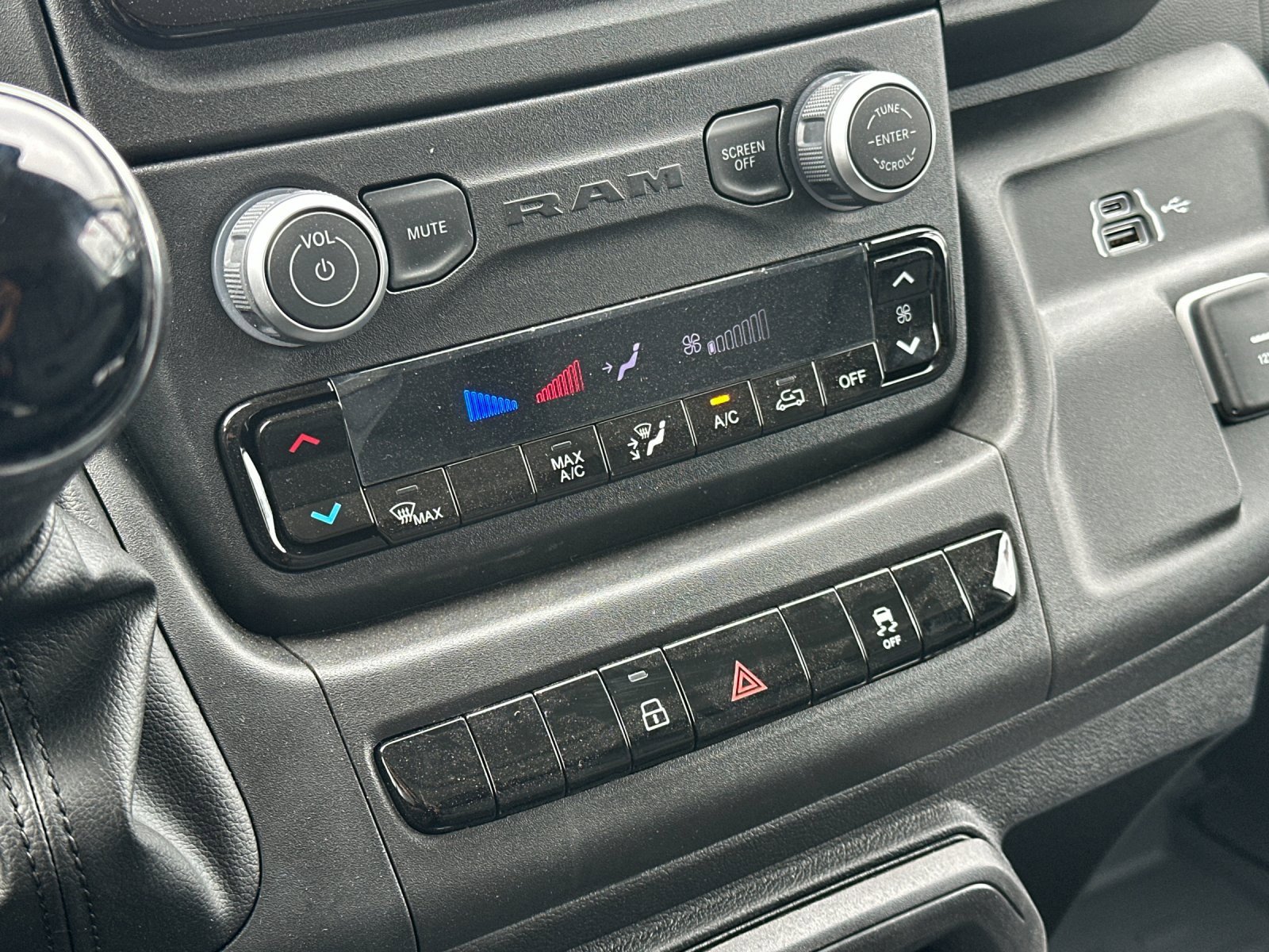 New 2026 RAM ProMaster 2500 image 17