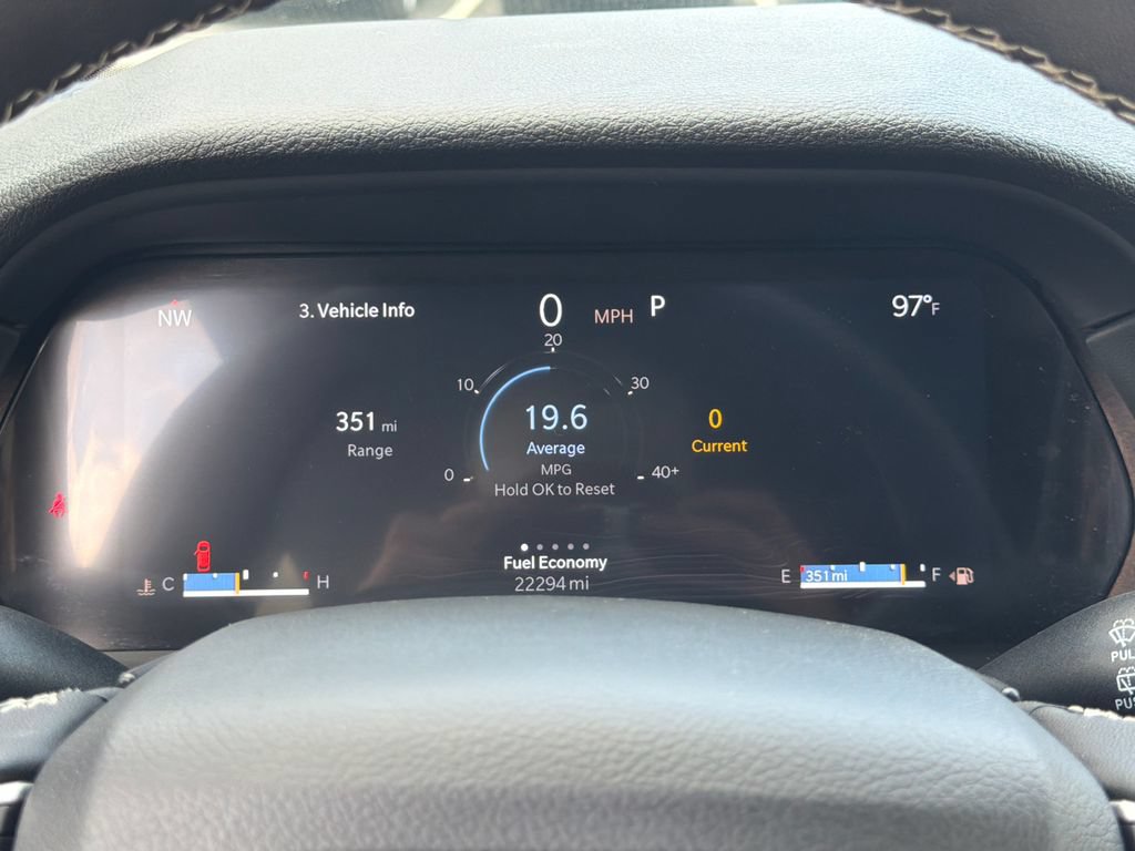 Used 2024 Jeep Grand Cherokee Altitude AWD/4WD image 27