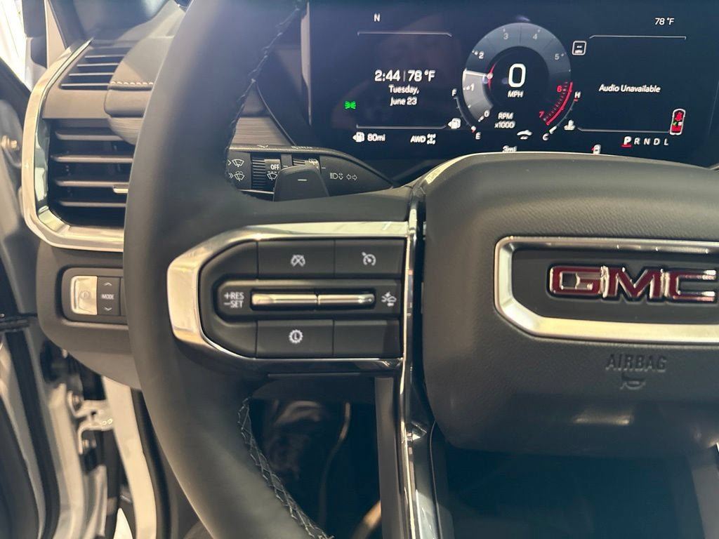 New 2026 GMC Acadia Elevation w/ Elevation Premium Package AWD/4WD image 32