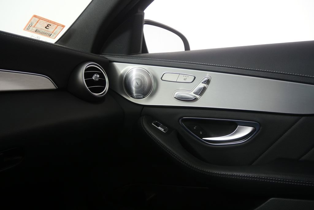 Used 2015 Mercedes-Benz C 400 4MATIC image 18