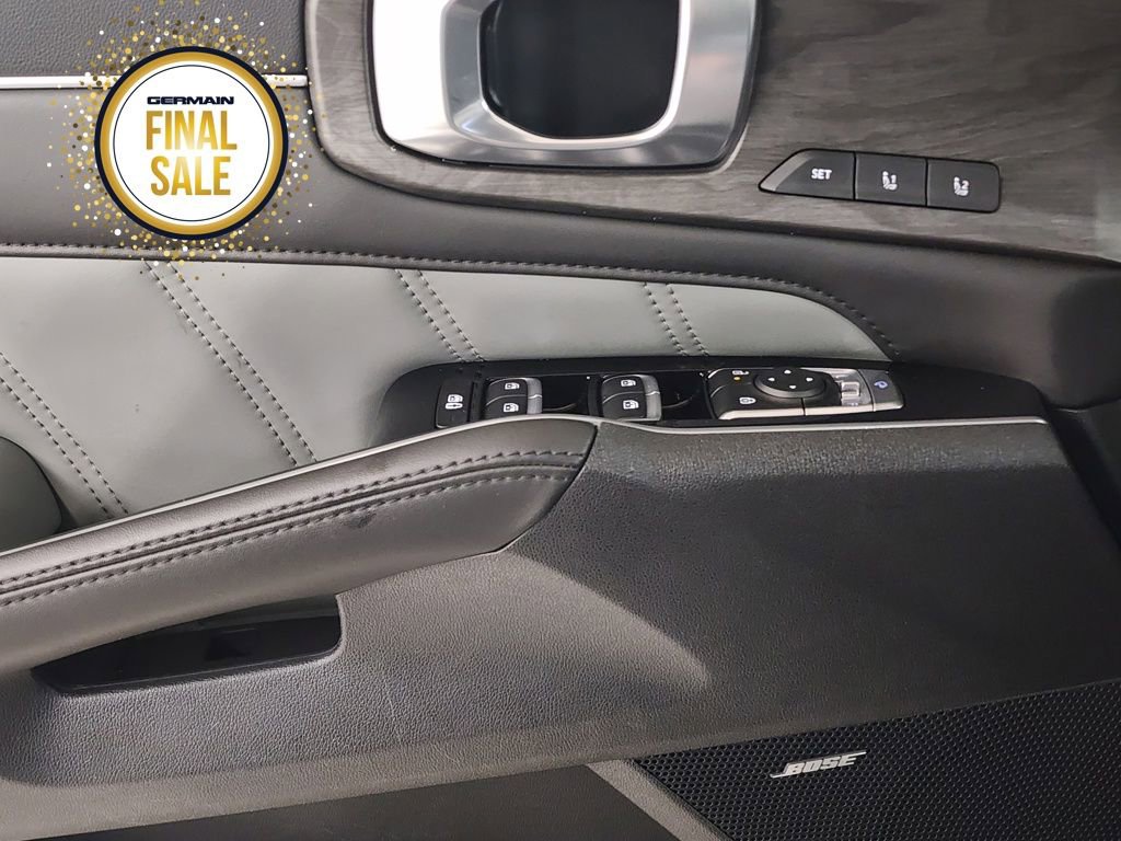Certified 2025 Kia Sorento SX Prestige w/ Sage Leather Package image 24