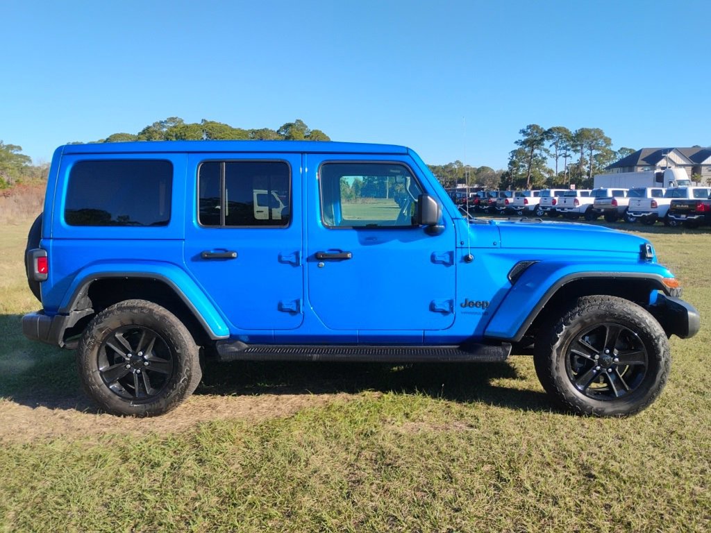 Used 2021 Jeep Wrangler Unlimited Sahara image 4