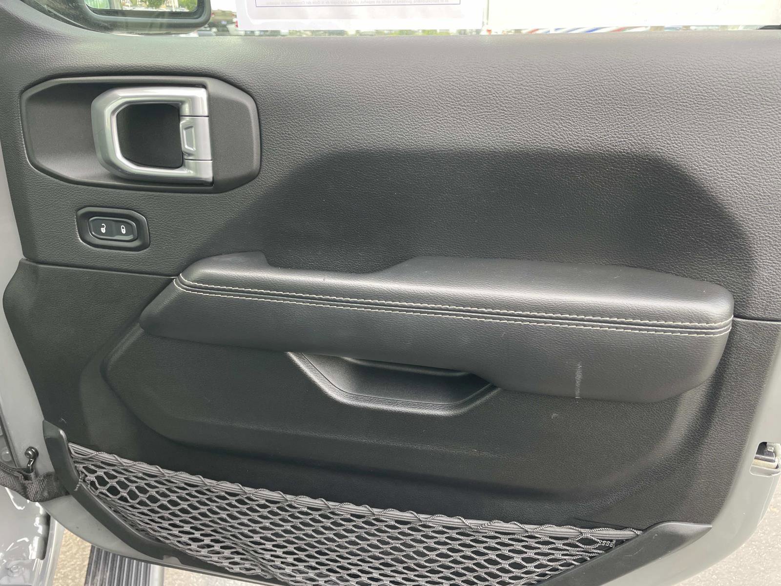 Used 2022 Jeep Wrangler Unlimited Sahara w/ Cold Weather Group image 24