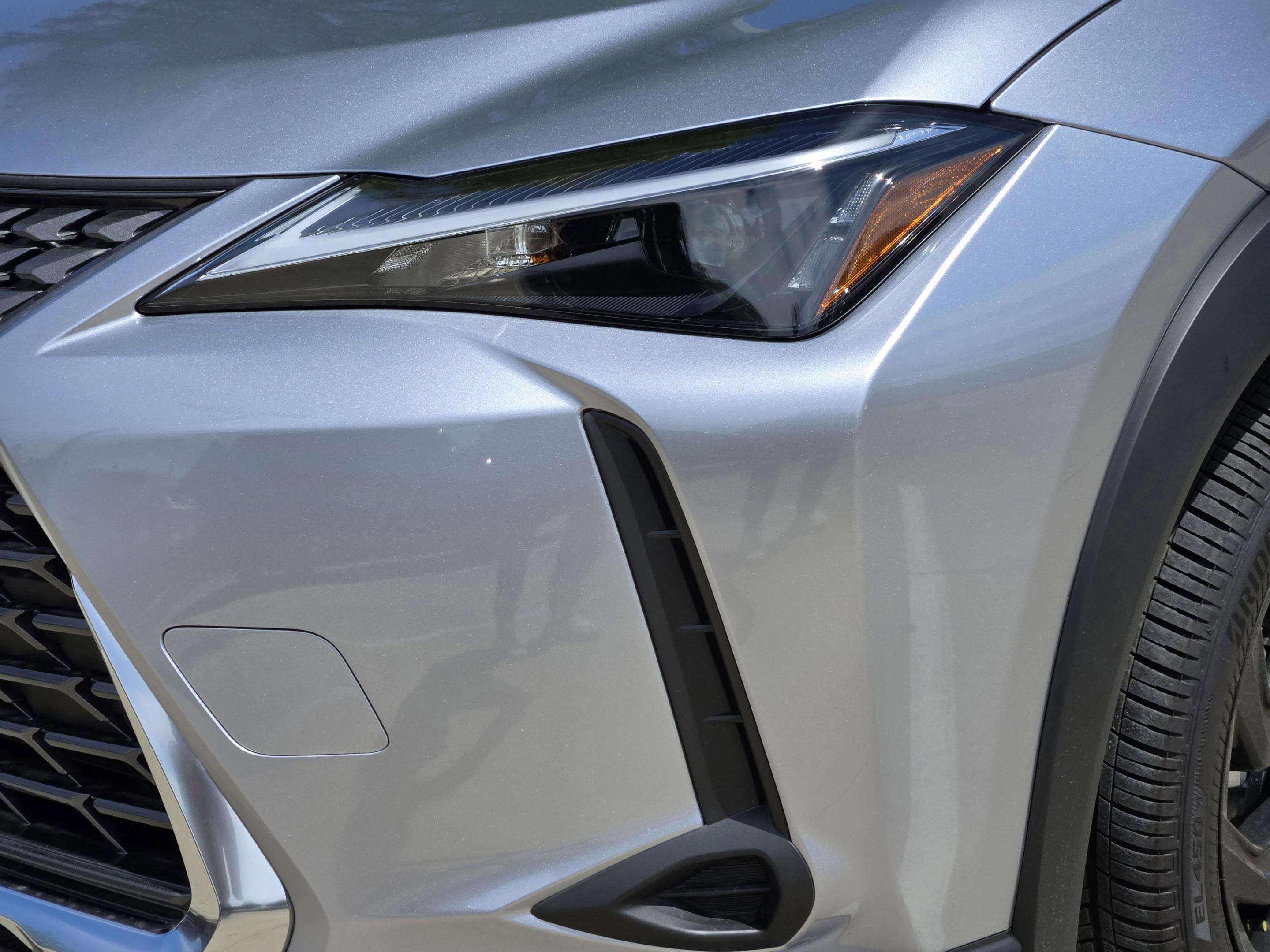 New 2026 Lexus UX 300h FWD image 20