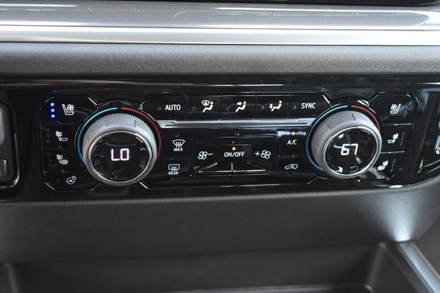 New 2026 Chevrolet Silverado 1500 High Country w/ High Country Premium Package AWD/4WD image 34