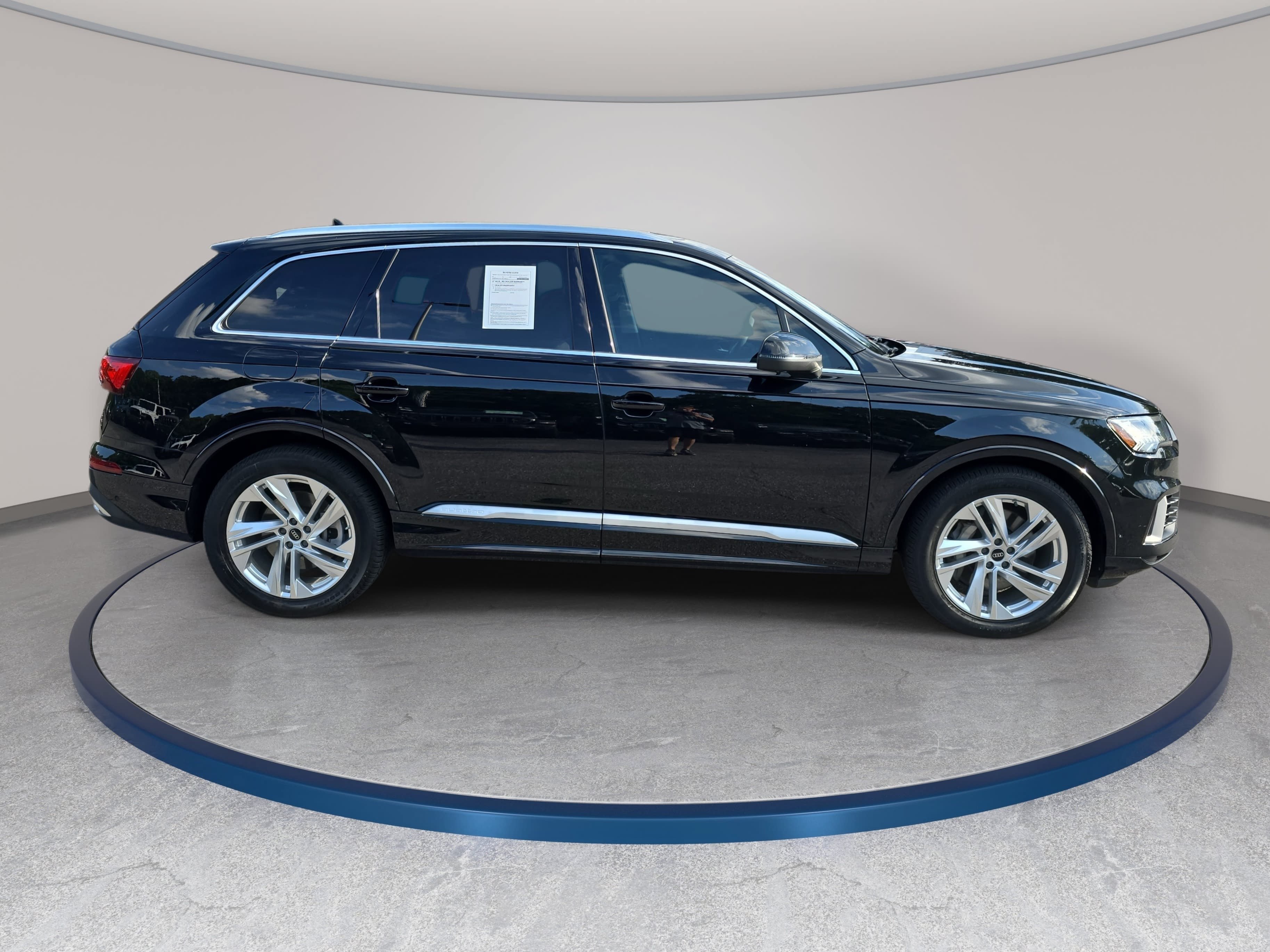 Used 2023 Audi Q7 3.0T Prestige AWD/4WD image 4
