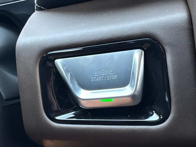 New 2026 GMC Yukon Denali Ultimate AWD/4WD image 38