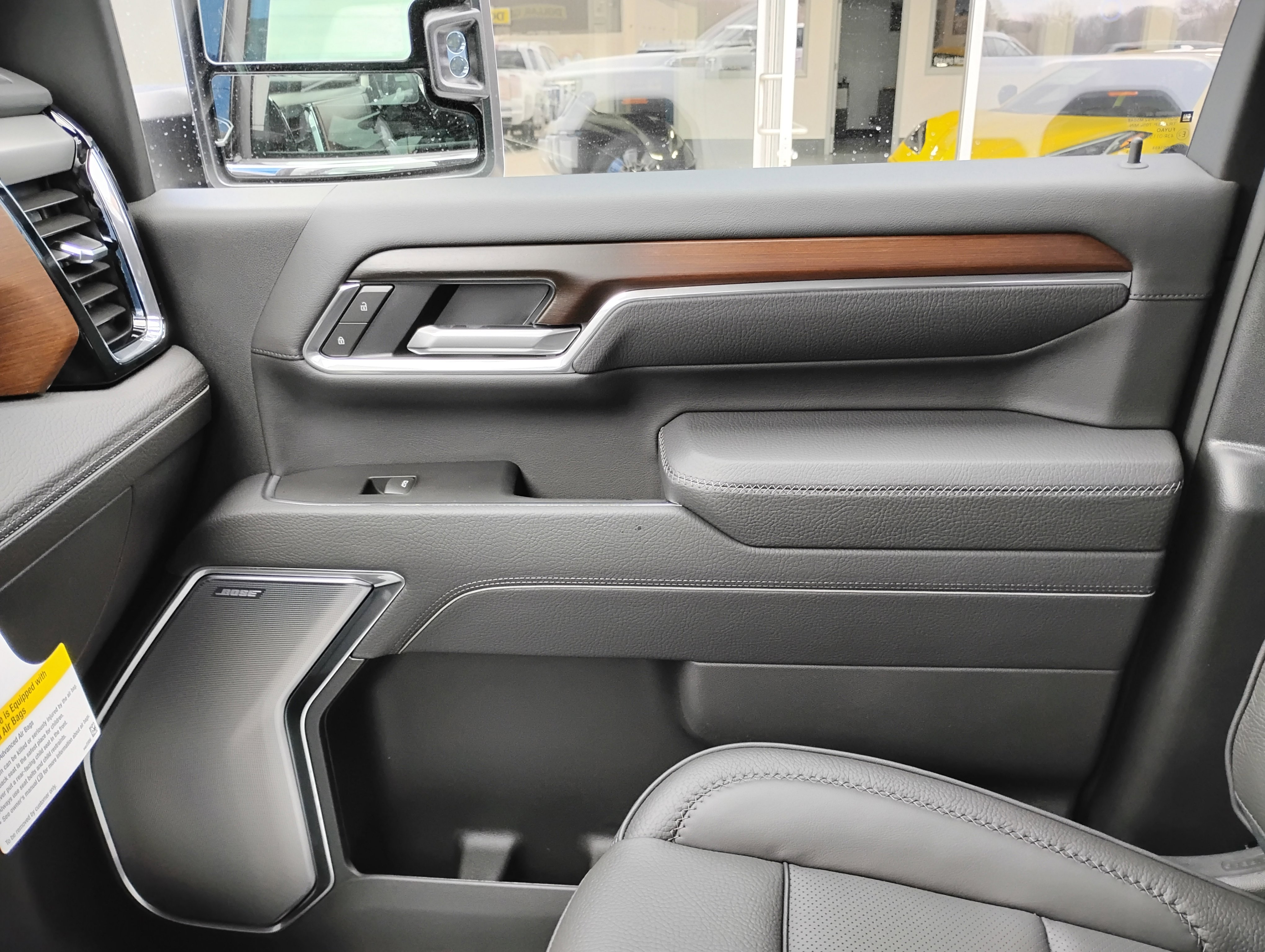 New 2025 GMC Sierra 2500 Denali w/ Denali Reserve Package image 32