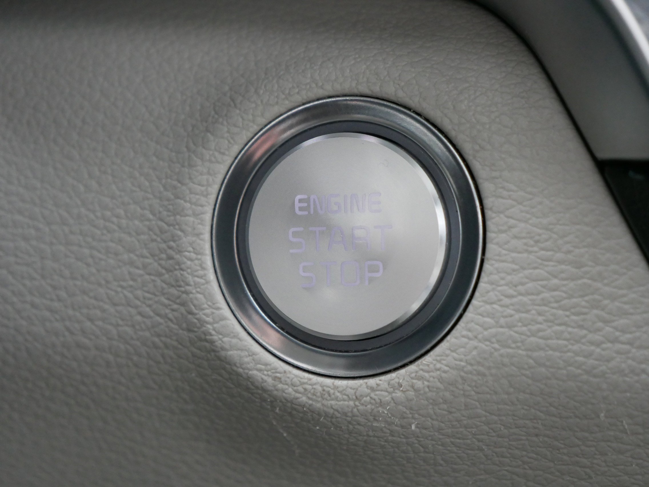 Certified 2022 Kia Telluride SX w/ Towing Package AWD/4WD image 29