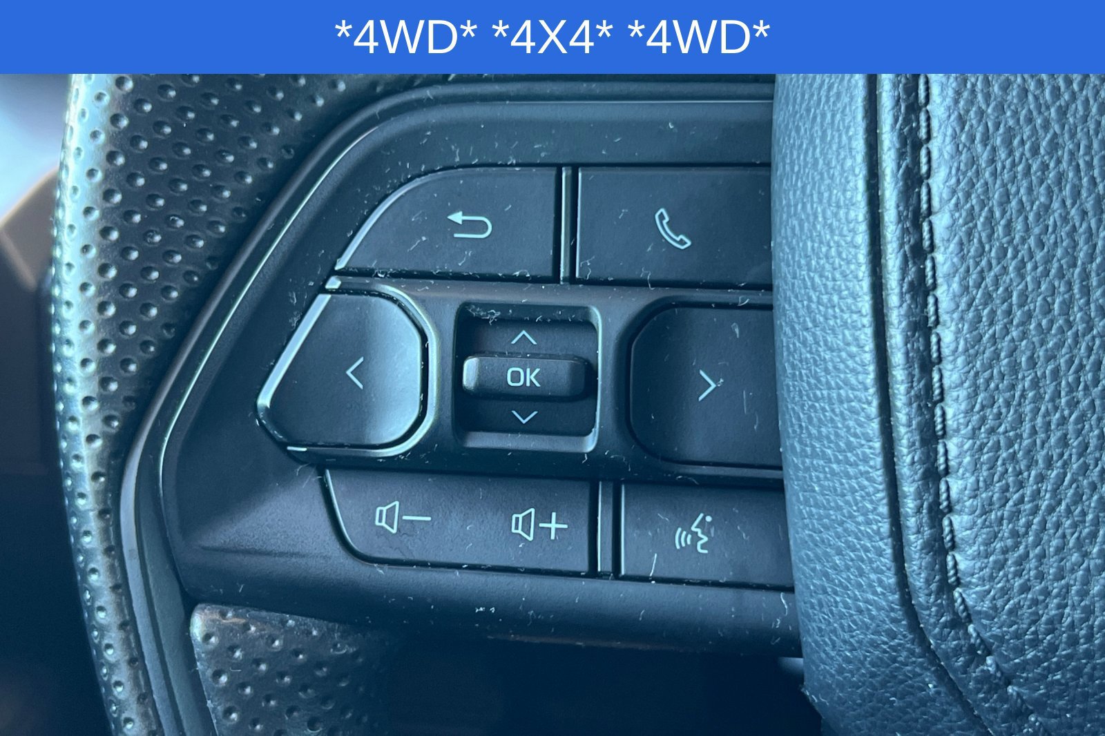 Certified 2024 Toyota Tacoma SR5 AWD/4WD image 28