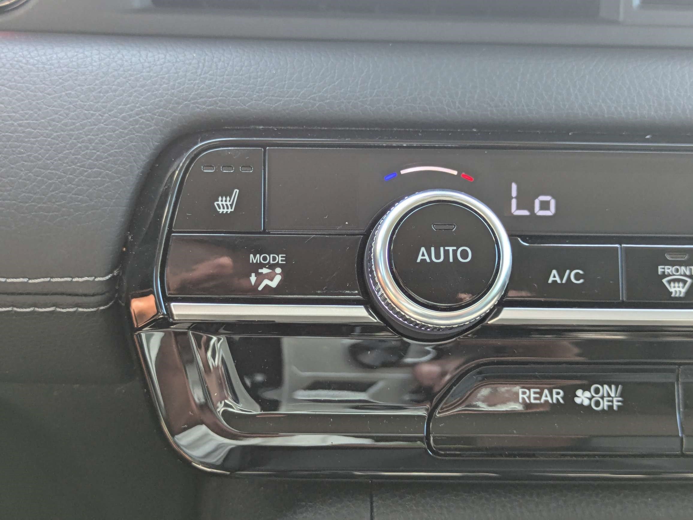Certified 2023 Honda Pilot Touring image 30