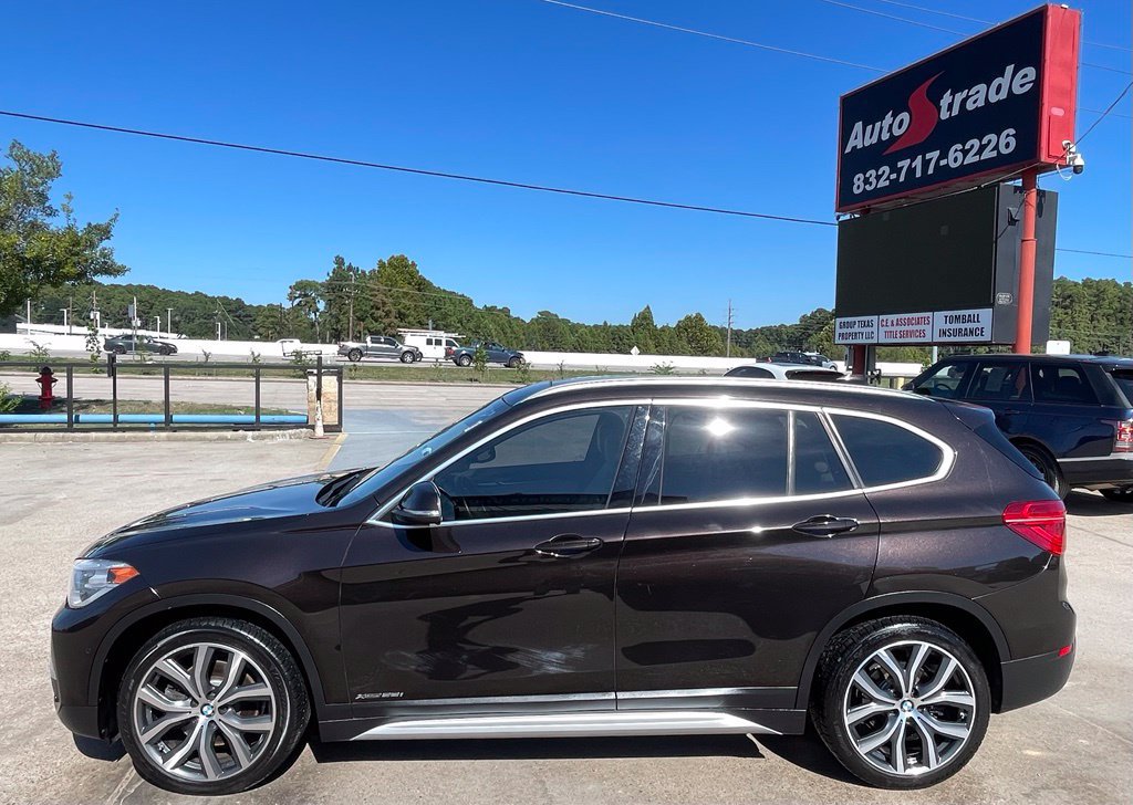 Used 2017 BMW X1 xDrive28i AWD/4WD image 6