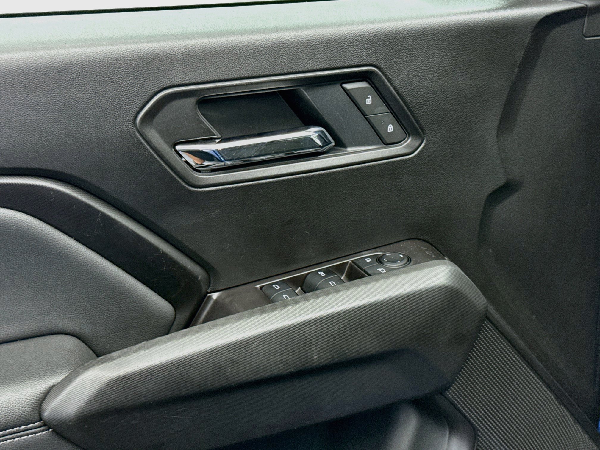 Used 2025 GMC Canyon Elevation w/ Convenience Package RWD image 15