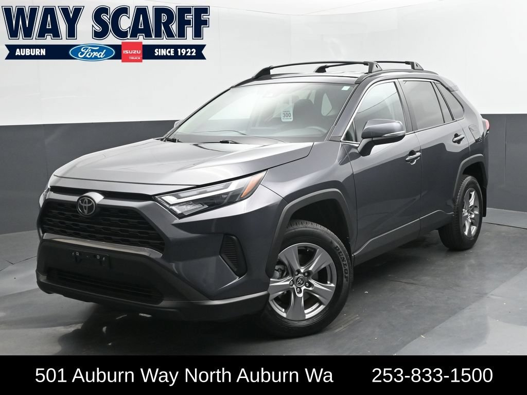 Used 2024 Toyota RAV4 XLE AWD/4WD video 1