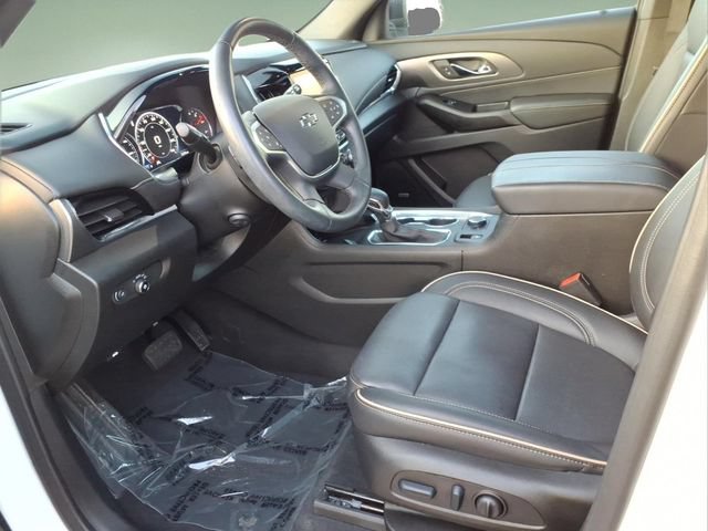 Used 2023 Chevrolet Traverse Premier w/ Redline Edition AWD/4WD image 10