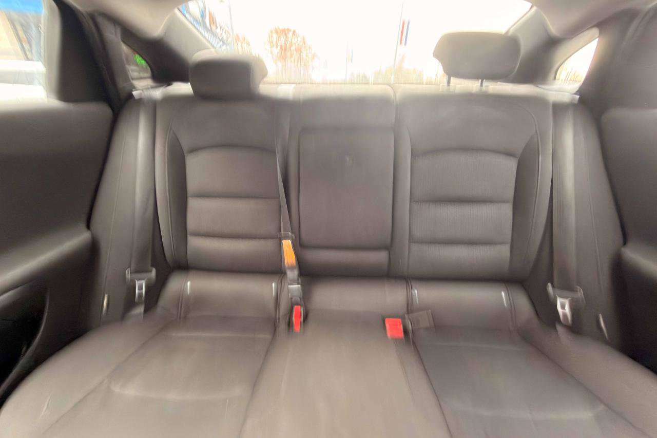Used 2019 Chevrolet Malibu LT FWD image 22