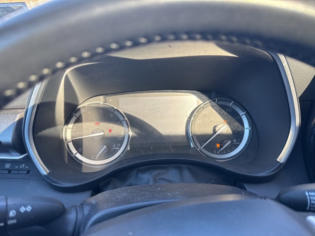 Used 2022 Toyota Highlander XLE image 12