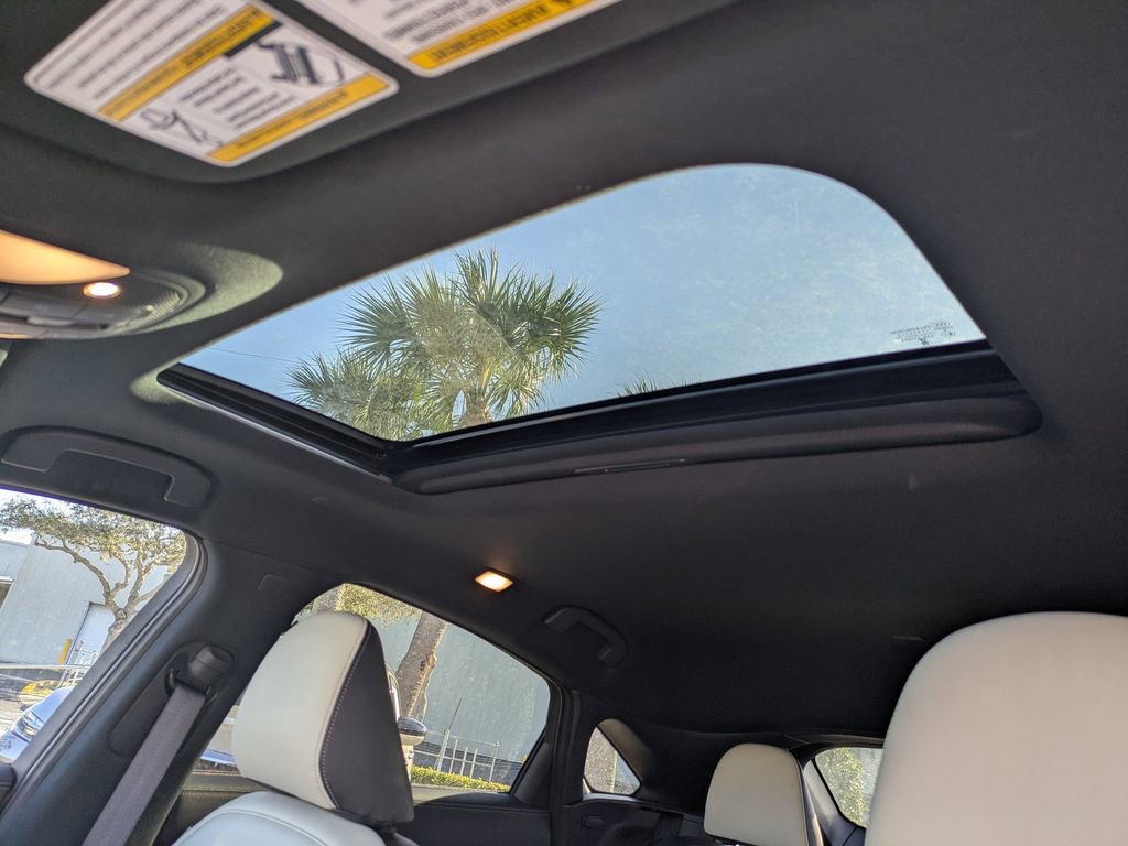 Certified 2025 INFINITI QX55 Essential image 21