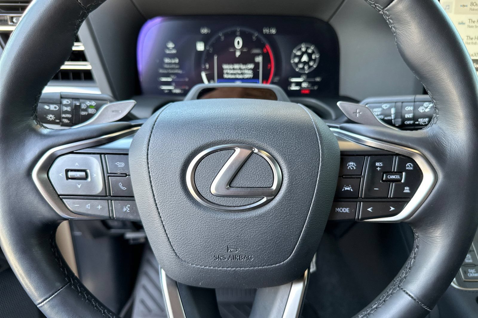 Used 2025 Lexus GX 550 AWD/4WD image 24