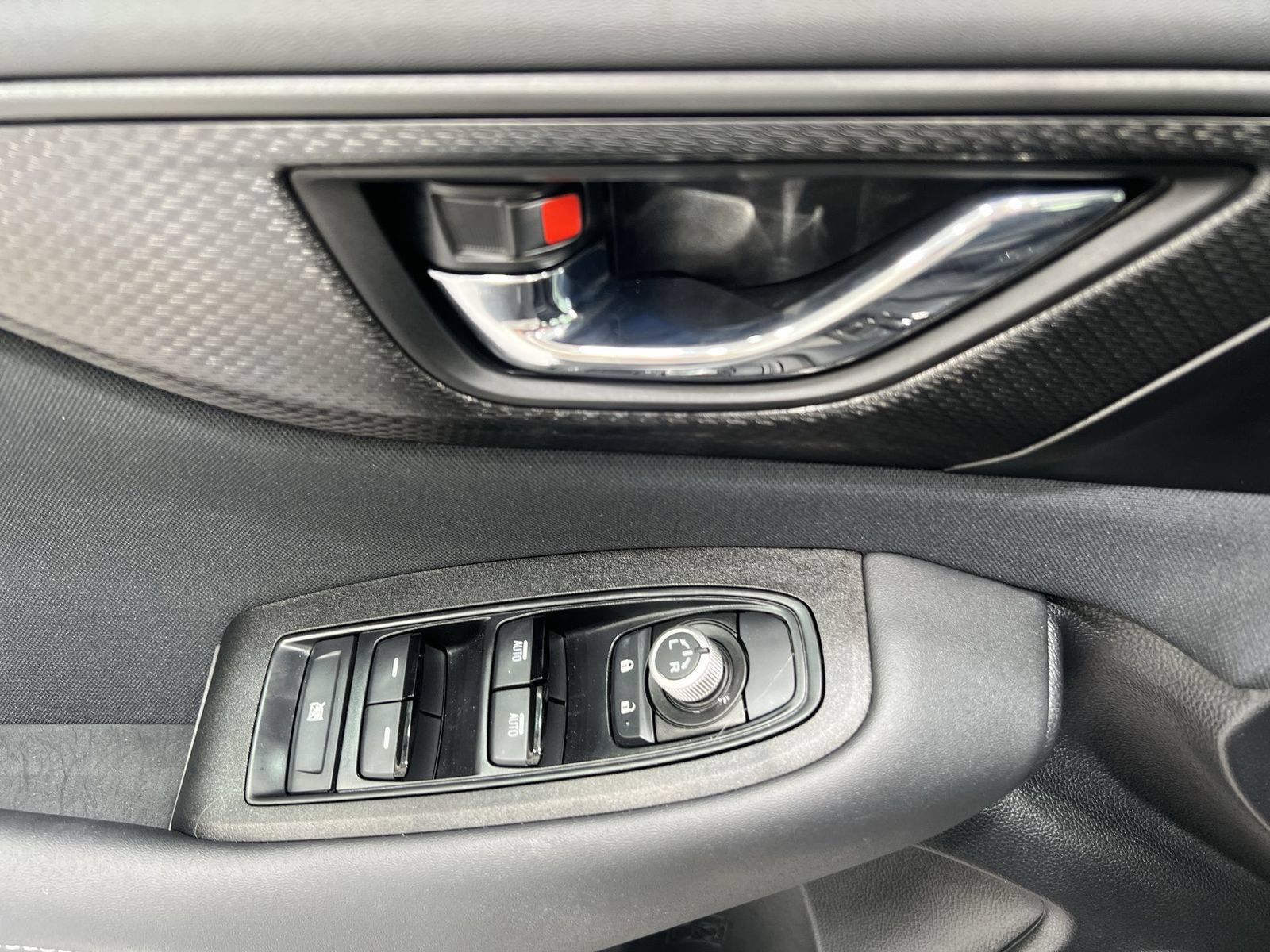 Certified 2025 Subaru Legacy Premium AWD/4WD image 13